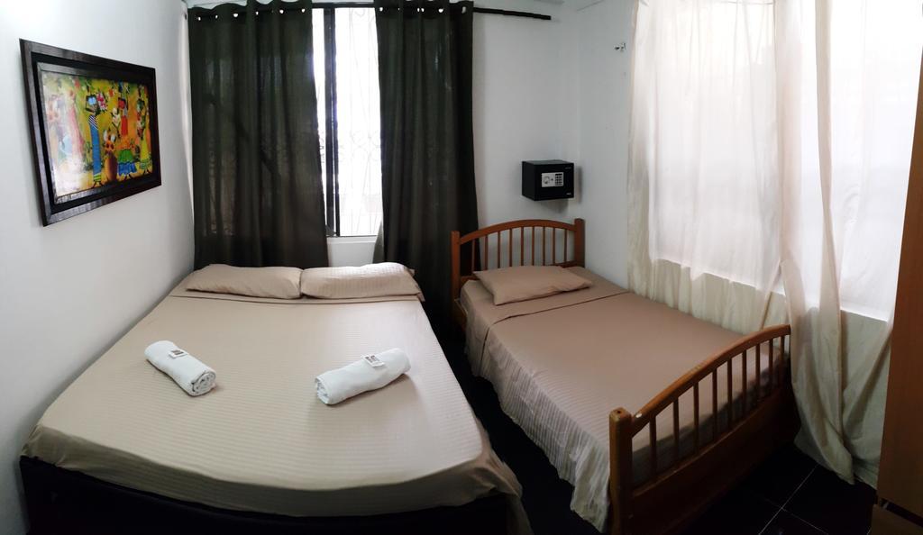 Hostal Sheylla's Place *