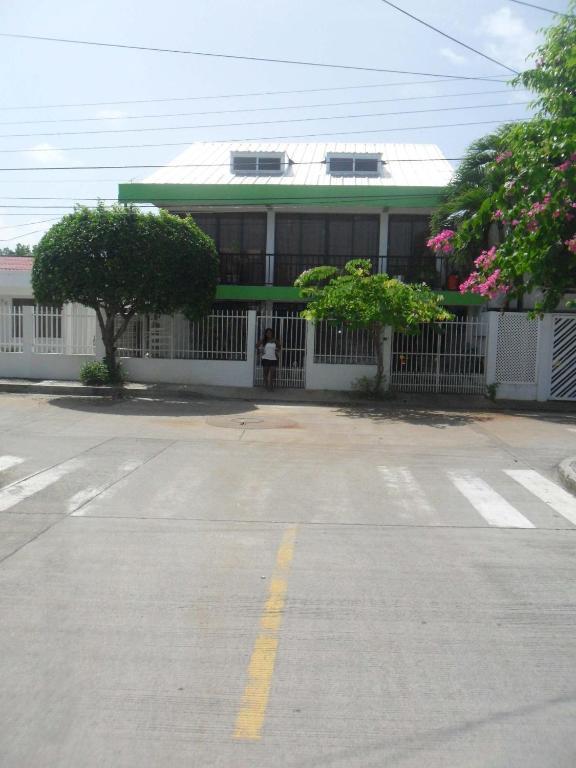 Hostal Sheylla's Place *